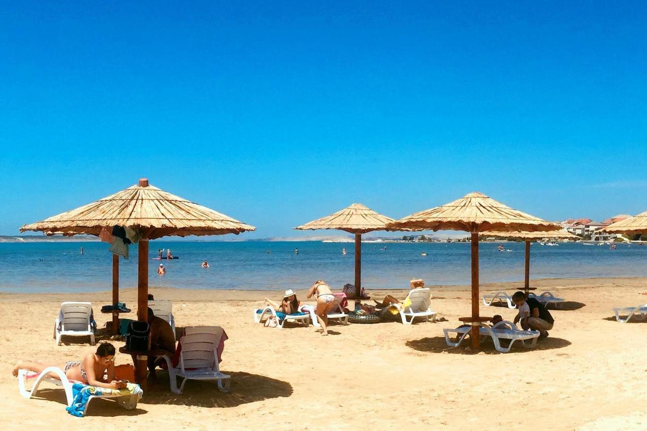 Family Paradise Ražanac Εξωτερικό φωτογραφία