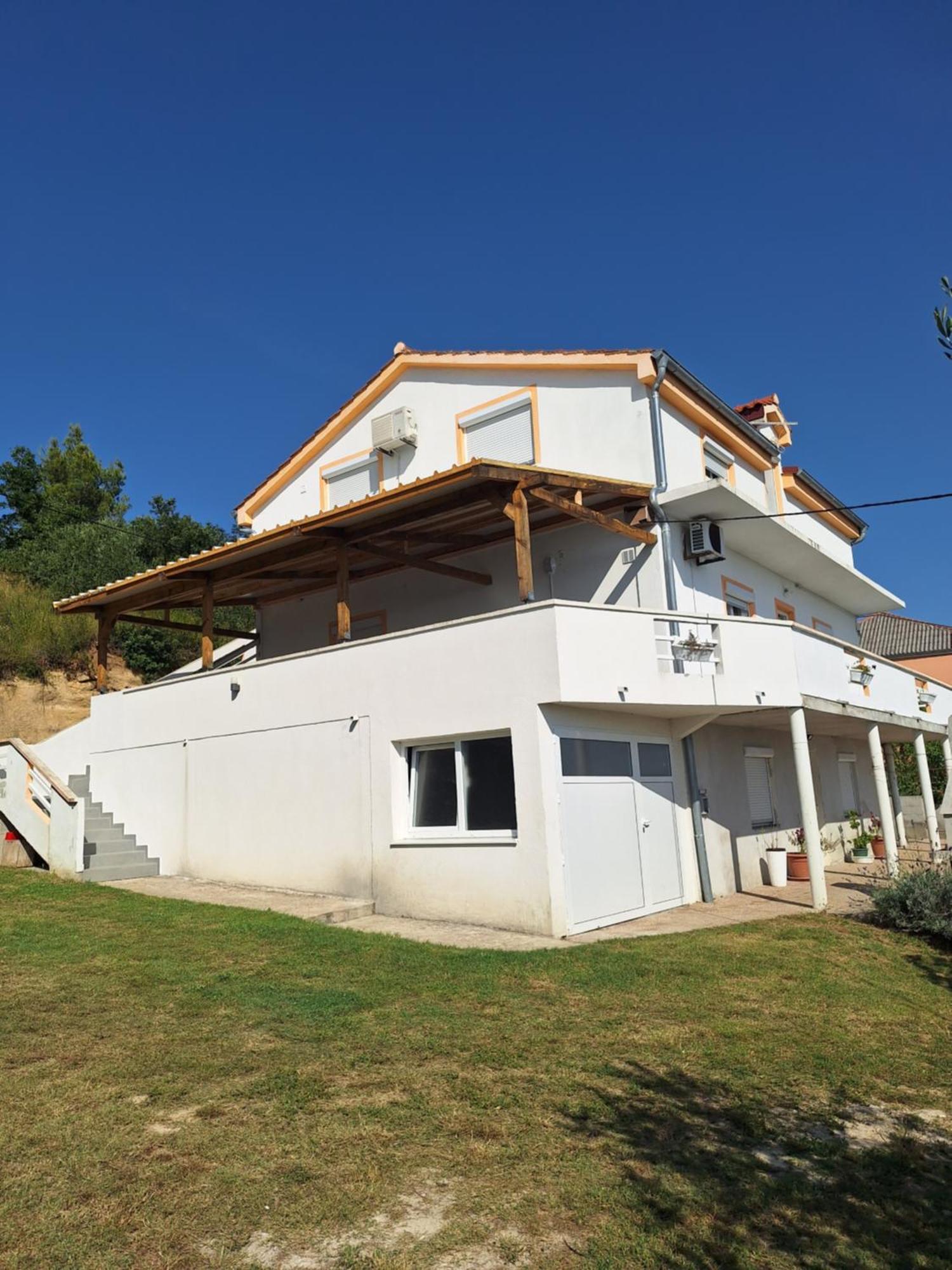 Family Paradise Ražanac Εξωτερικό φωτογραφία
